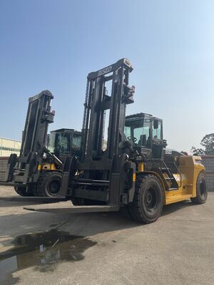 Solid Pneumatic Tiretype Heavy Lift Forklift Menyediakan 3600mm wheelbase dan 42000kgs berat layanan dioptimalkan untuk industri
