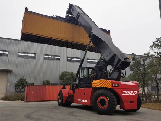 Terminal Yard Stacking Container Reach Stacker 45 ton dengan mesin Cummins QSM11-330