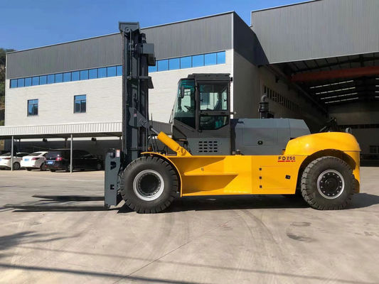 Weichai Engine Heavy Lift Penanganan Kontainer Forklift Warna Oranye Merah Kuning