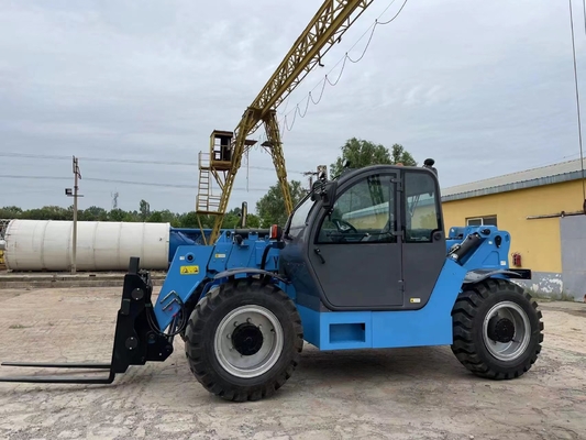4x4 Telehandler Telescopic Forklift 4,5 Ton Dengan Tinggi Pengangkatan 17m