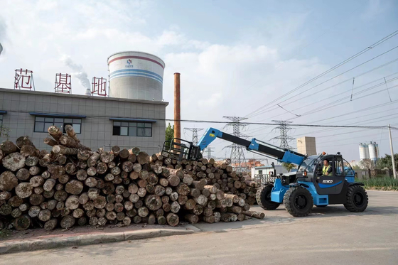 Forklift Teleskopik 4WD 3,5 Ton Dengan Penjepit Bale untuk tumpukan Jerami dan gulungan kertas