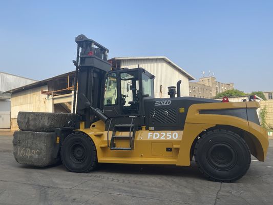 Forklift kapasitas tinggi dengan posisi garpu 3000mm Tinggi angkat tiang