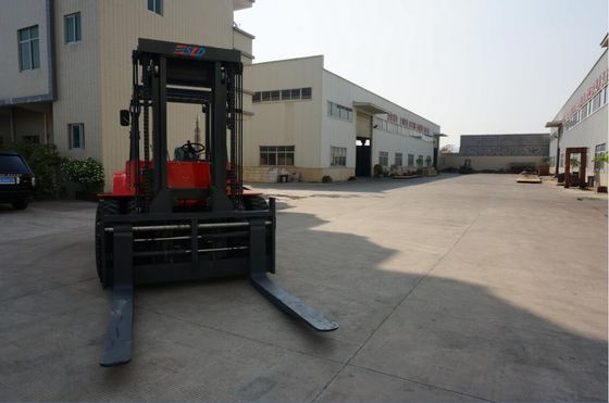 12 Ton 3000mm Heavy Lift Forklift Yuchai Atau Mesin CUMMINS