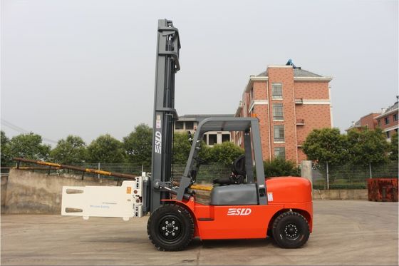 Mesin ISUZU FD40 8k 4t Truk Forklif Diesel Dengan Penjepit Bale