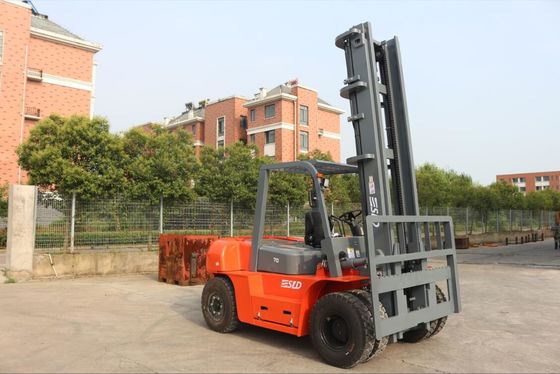 Pembakaran Internal 7000kgs 7 Ton Peralatan Forklift 15k