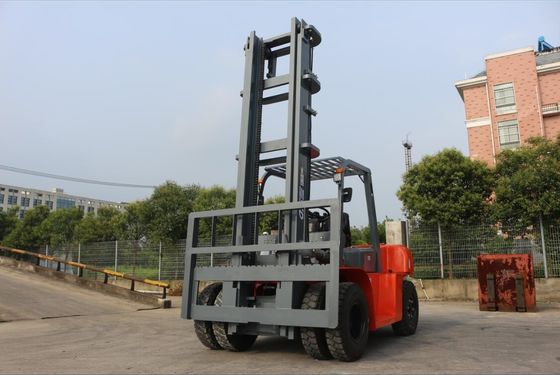 Pembakaran Internal 7000kgs 7 Ton Peralatan Forklift 15k