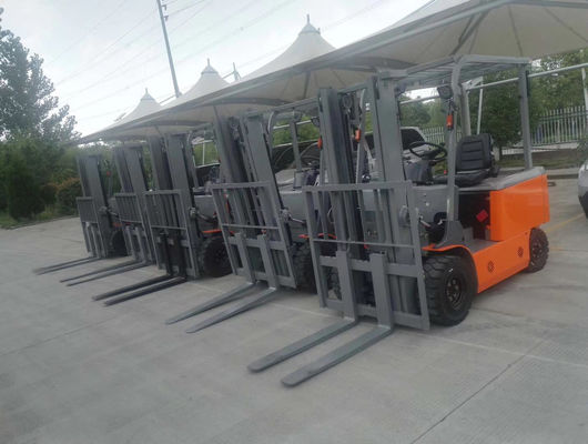 Truk Forklift Listrik Roda Empat 3 Ton 3,5 Ton 6k 7k