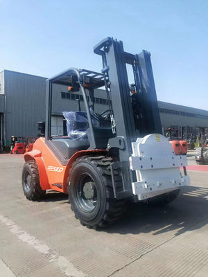 3000mm 4 Four Wheel Drive 3.5T 3500kgs 4X4 Solusi Forklift