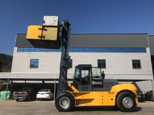 CPCD250 CPCD300 25t Forklift Angkat Berat Mengadopsi Mesin Cummins Atau Weichai