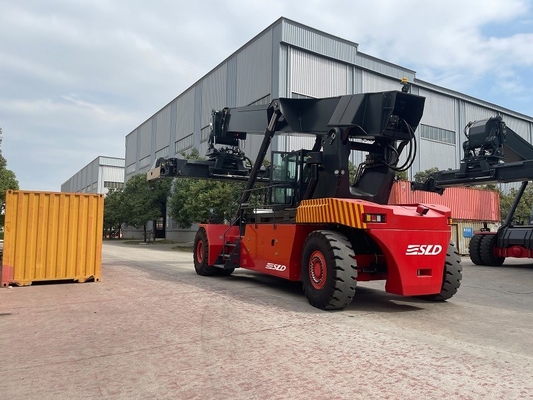 Kontainer Merah Mencapai Stacker Layanan Produk Berat 71400 Kgs Pengungsian