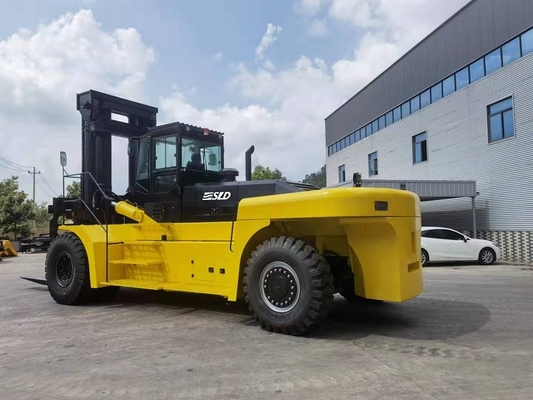 Nilai Beban 42000kgs Forklift Kontainer Pengiriman Dengan Mesin Weichai