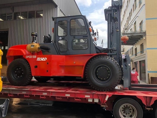 Truk Pengangkat Garpu Industri CPCD150 Dengan Beban 15T