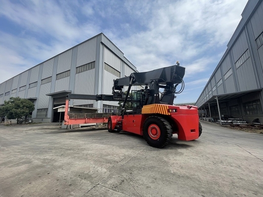 45 Ton Beban CUMMINS QSM11-330 Kargo Container Stacker untuk Kontainer Berat